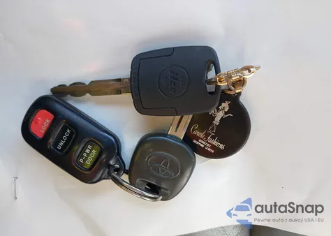 2003 Toyota Sienna Xle z USA, uszkodzony, nr VIN 4T3ZF13C93U514558